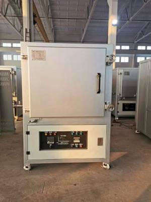 Forno a vuoto industriale per la fabbricazione di vetro con refrattaria resistente alle alte temperature