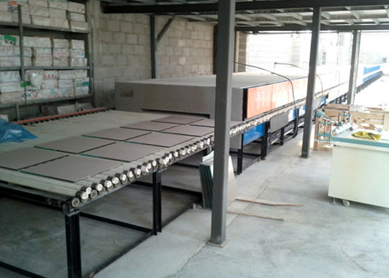 Risparmio energetico Isolamento in fibra ceramica a più strati a 950°C Forno elettrico di temperatura del vetro industriale